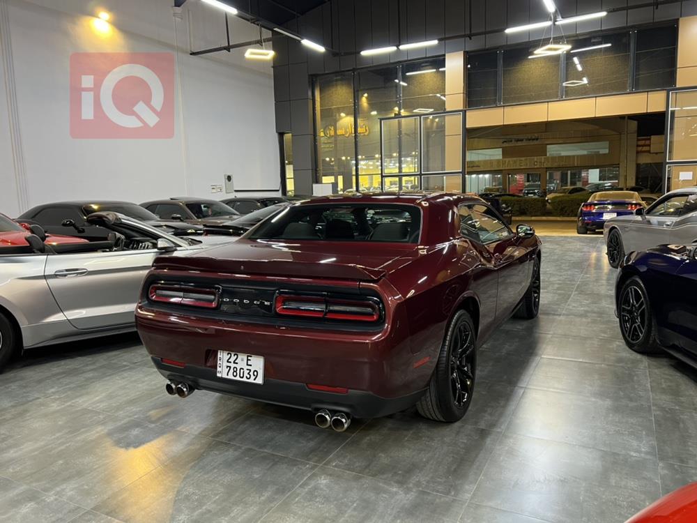 Dodge Challenger